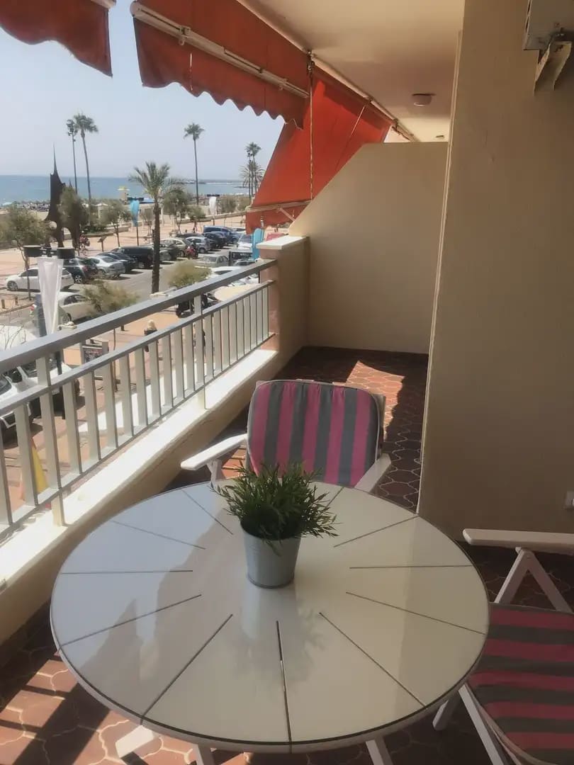3 sypialnia Apartament przy plaży na sprzedaż w Fuengirola z garażem - 795 000 € (Ref: 9918736)