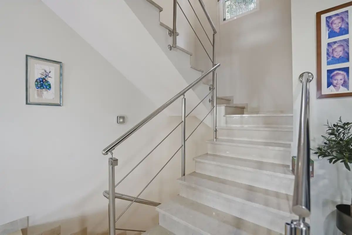 6 soveværelse Villa til salg i Benalmadena med swimmingpool garage - € 2.495.000 (Ref: 9922588)