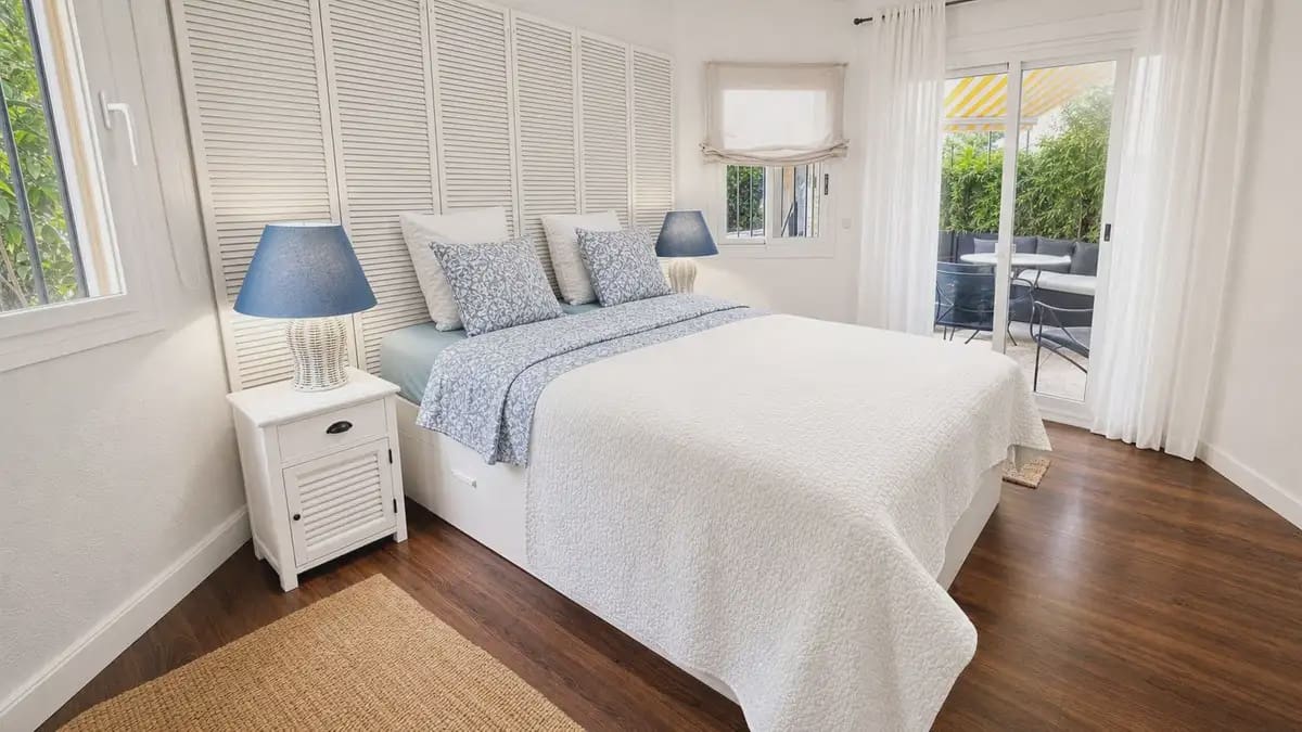 2 slaapkamer Strandappartement te koop in Marbella met zwembad garage - € 599.000 (Ref: 9922589)