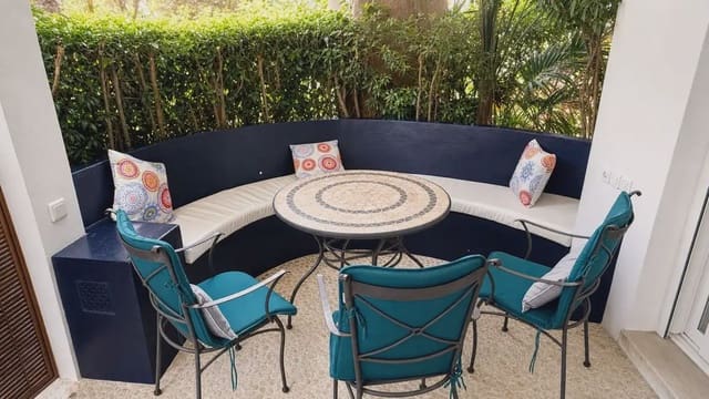 2 bedroom Beach Apartment for sale in Elviria, Marbella with pool garage - € 599,000 (Ref: 9922589)