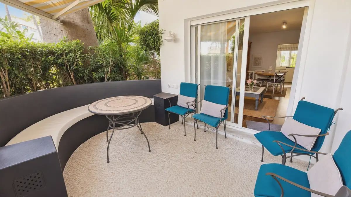 2 slaapkamer Strandappartement te koop in Marbella met zwembad garage - € 599.000 (Ref: 9922589)