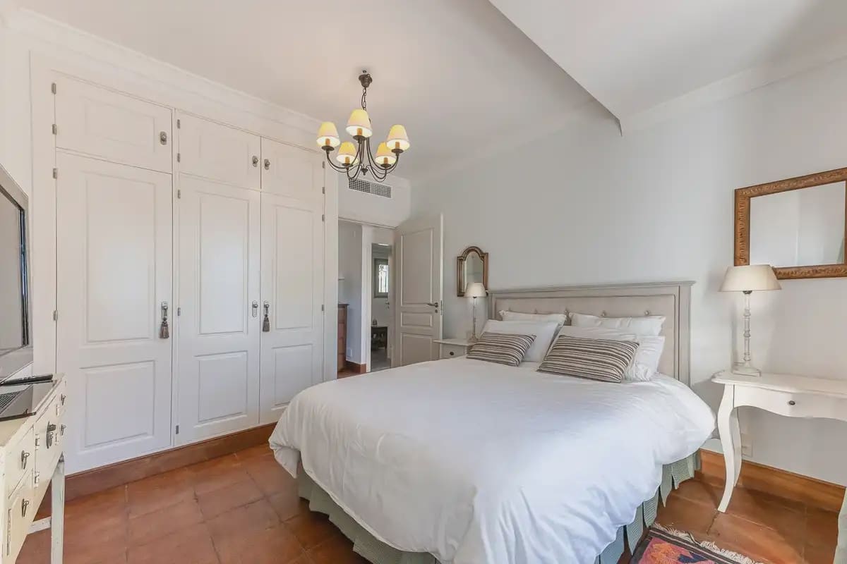 Chalet de 5 habitaciones en Marbella en venta con piscina garaje - 5.500.000 € (Ref: 9924814)