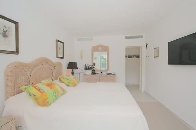 3 sypialnia Willa na sprzedaż w Mijas Golf, Mijas z basenem garażem - 1 295 000 € (Ref: 9929611)