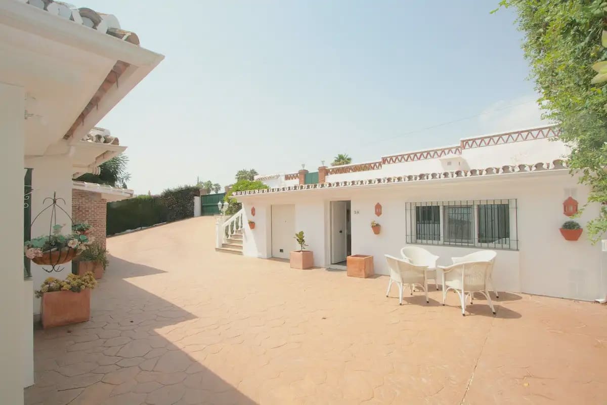 3 sypialnia Willa na sprzedaż w Mijas z basenem garażem - 1 295 000 € (Ref: 9929611)