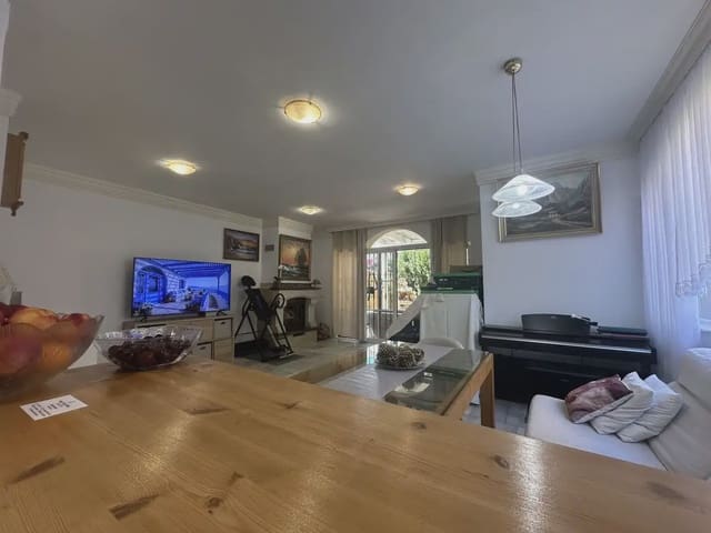 5 quarto Moradia Geminada para venda em Riviera del Sol, Mijas com piscina garagem - 440 000 € (Ref: 9929613)