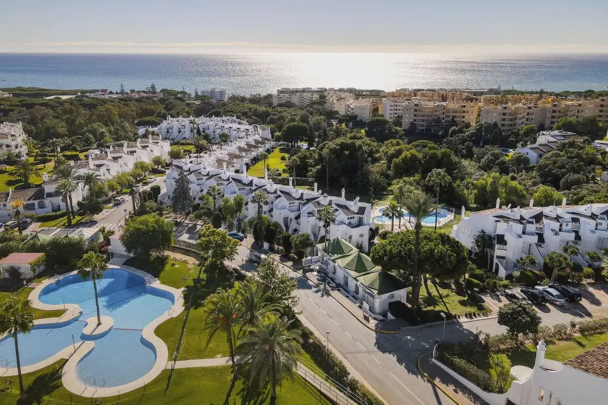 2 slaapkamer Appartement te koop in Mijas met zwembad garage - € 379.000 (Ref: 9929614)