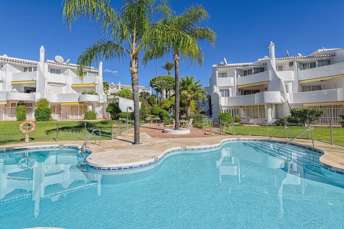2 slaapkamer Appartement te koop in Mijas met zwembad garage - € 379.000 (Ref: 9929614)