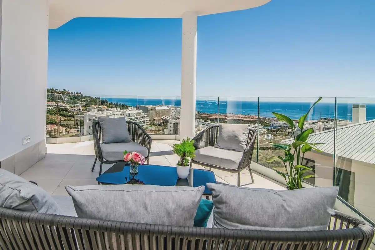 3 soverom Leilighet til salgs i Fuengirola med svømmebasseng garasje - € 669 000 (Ref: 9929615)