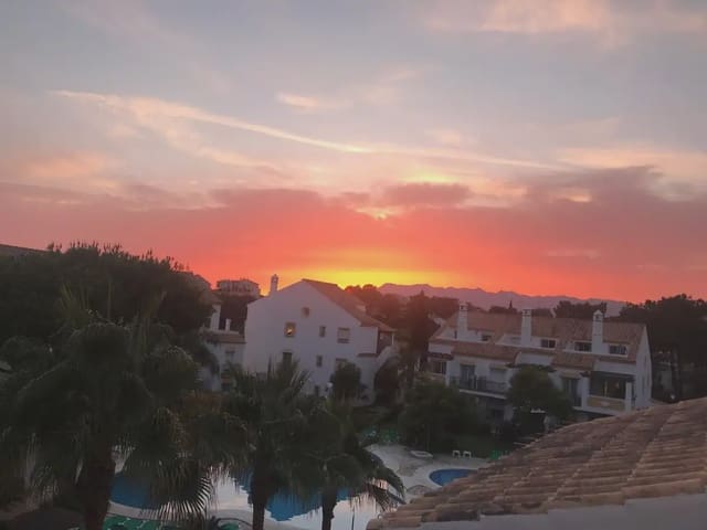 3 soverom Penthouse til salgs i Marbesa, Marbella med svømmebasseng garasje - € 580 000 (Ref: 9934450)
