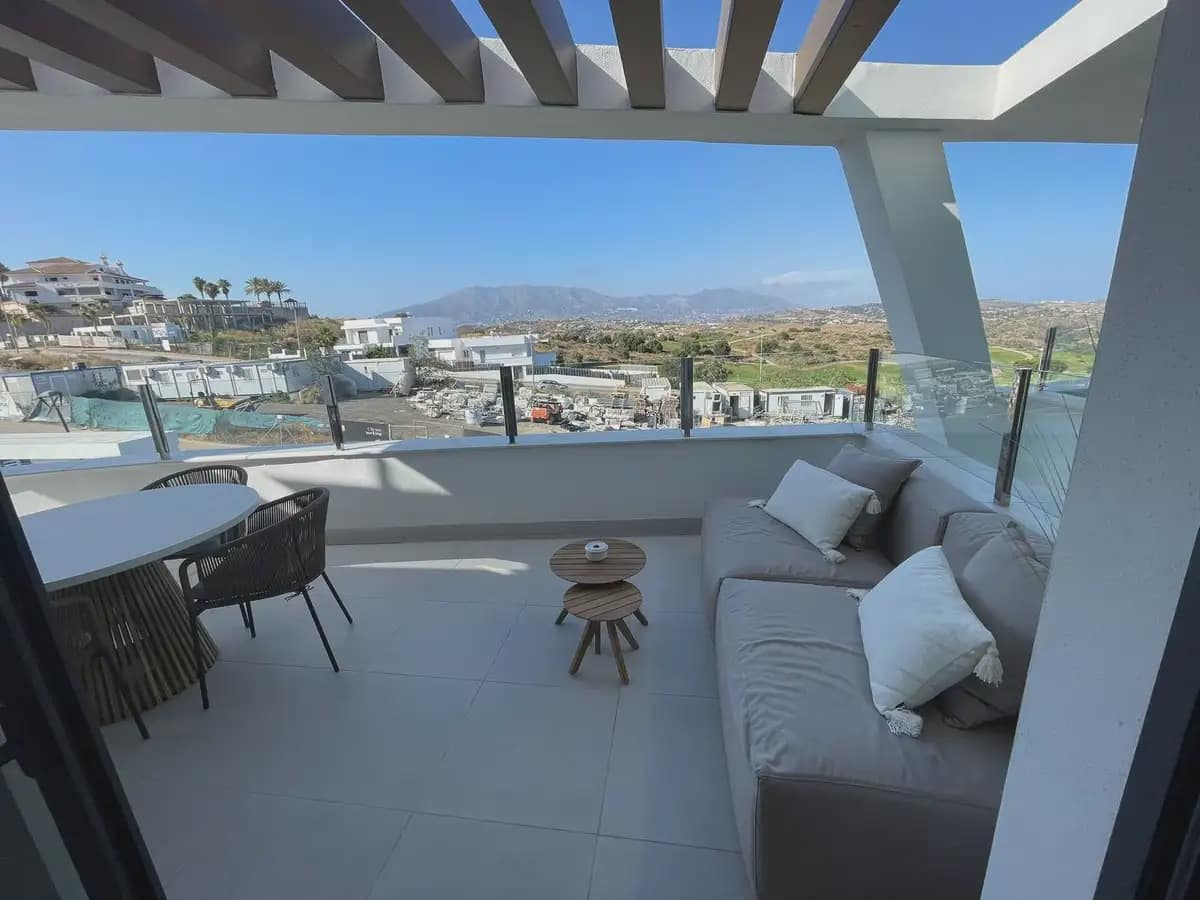 Ático de 3 habitaciones en Mijas en venta con piscina garaje - 785.000 € (Ref: 9936672)