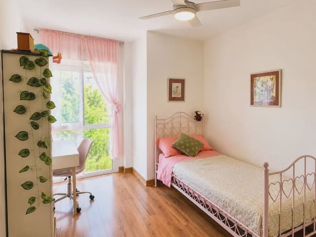 3 soverom Hus til salgs i La Capellanía - El Higuerón, Benalmádena med svømmebasseng garasje - € 629 995 (Ref: 9936673)