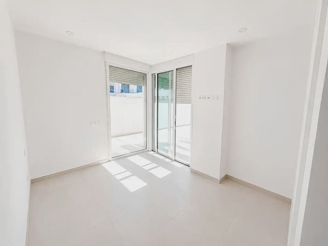 3 Zimmer Apartment zu verkaufen in La Cala de Mijas, Mijas mit Pool Garage - 995.000 € (Ref: 9940410)