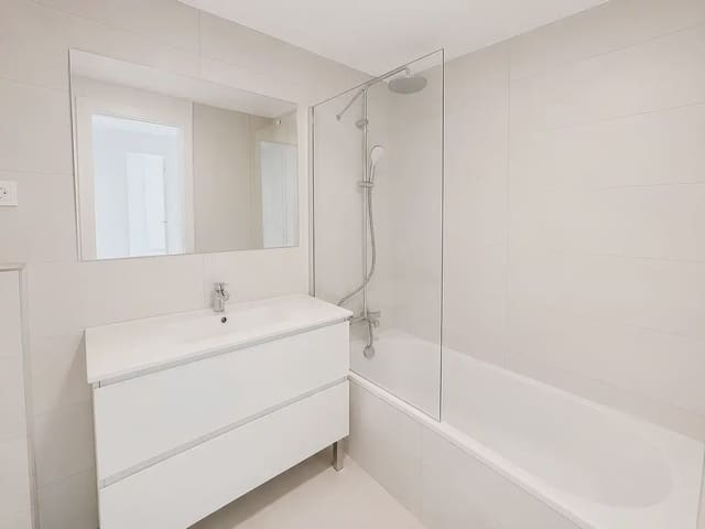 3 Zimmer Apartment zu verkaufen in La Cala de Mijas, Mijas mit Pool Garage - 995.000 € (Ref: 9940410)
