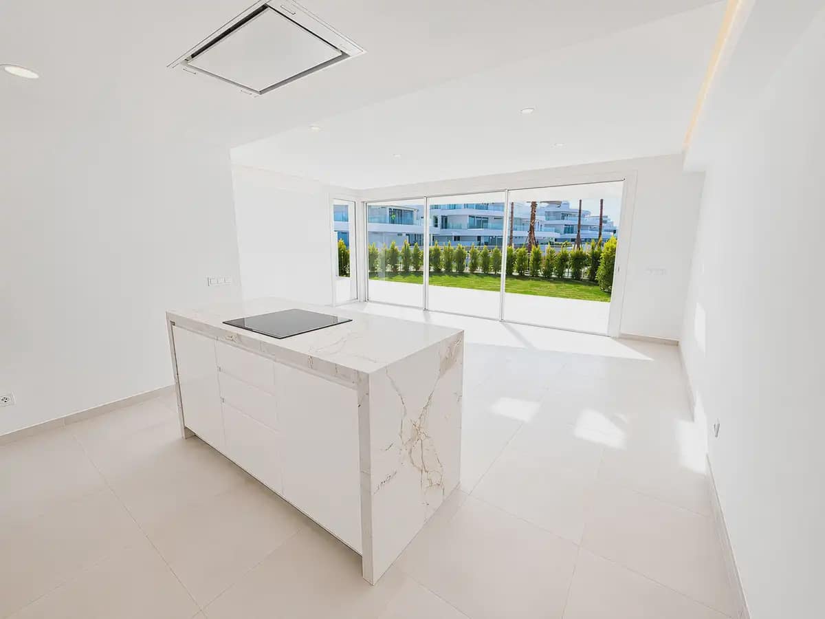 3 sypialnia Apartament na sprzedaż w Mijas z basenem garażem - 949 000 € (Ref: 9940410)