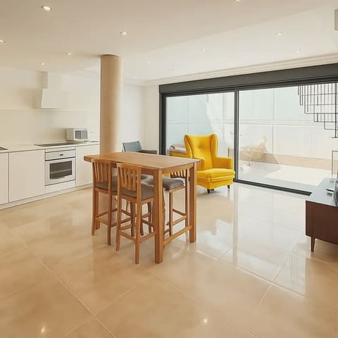 3 sypialnia Willa na sprzedaż w Centro ciudad, Fuengirola z basenem garażem - 795 000 € (Ref: 9943849)
