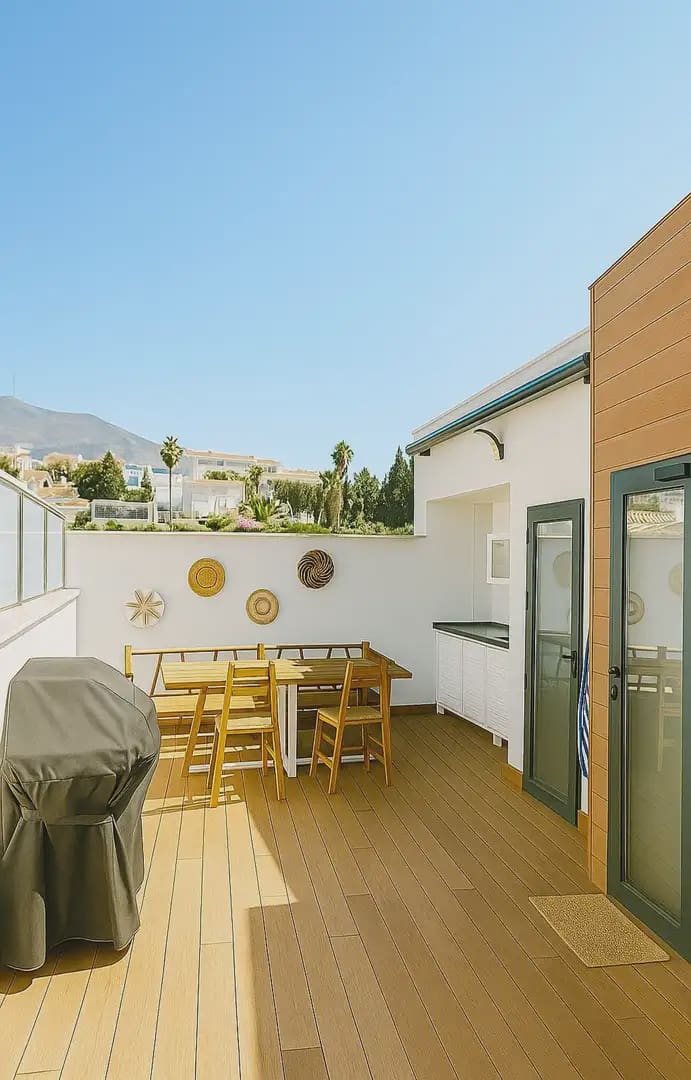3 Zimmer Villa zu verkaufen in Fuengirola mit Pool Garage - 795.000 € (Ref: 9943849)