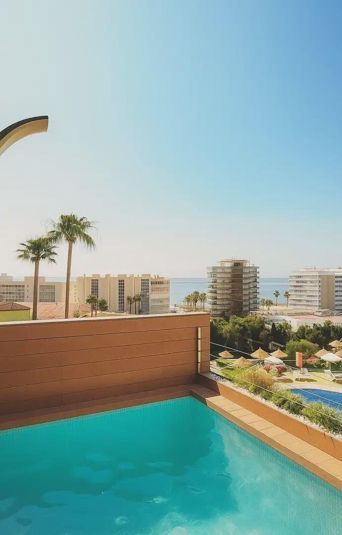3 Zimmer Villa zu verkaufen in Fuengirola mit Pool Garage - 795.000 € (Ref: 9943849)