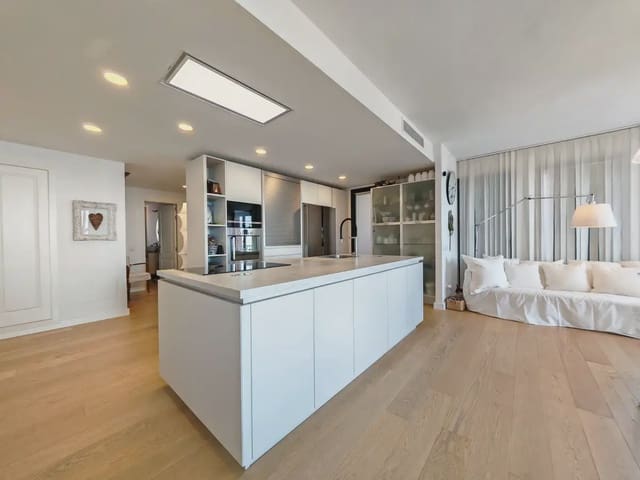 4 soveværelse Lejlighed til salg i Centro, Mijas med swimmingpool garage - € 840.000 (Ref: 9948313)