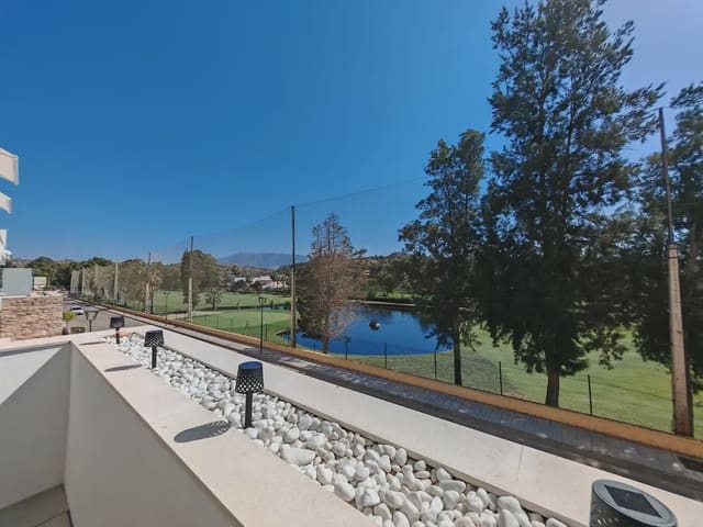 3 soveværelse Lejlighed til salg i La Cala de Mijas, Mijas med swimmingpool garage - € 615.000 (Ref: 9948314)