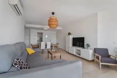 2 Zimmer Penthouse zu verkaufen in Centro ciudad, Fuengirola mit Pool - 450.000 € (Ref: 9950069)
