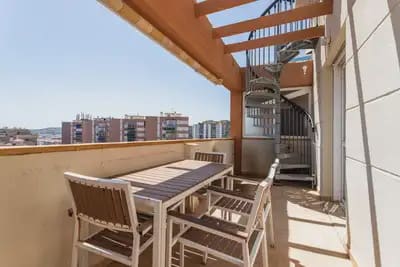 2 Zimmer Penthouse zu verkaufen in Fuengirola mit Pool - 450.000 € (Ref: 9950069)
