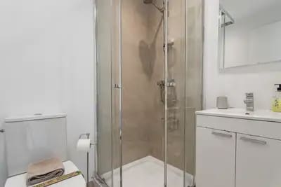 2 Zimmer Penthouse zu verkaufen in Fuengirola mit Pool - 450.000 € (Ref: 9950069)