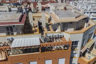2 Zimmer Penthouse zu verkaufen in Fuengirola mit Pool - 450.000 € (Ref: 9950069)