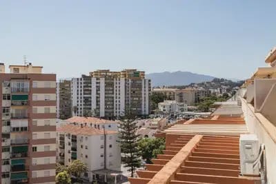 2 Zimmer Penthouse zu verkaufen in Fuengirola mit Pool - 450.000 € (Ref: 9950069)