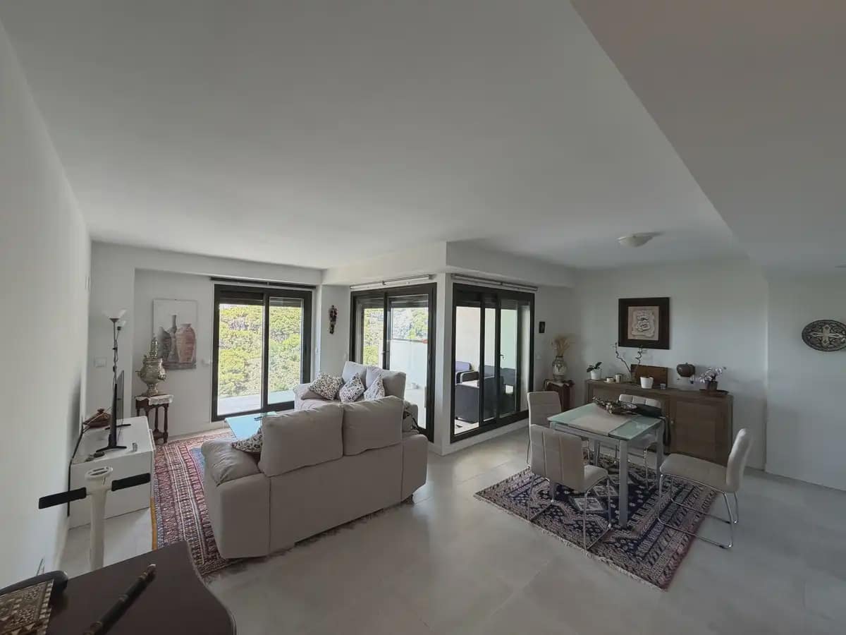 2 bedroom Apartment for sale in Benalmadena with pool garage - € 449,000 (Ref: 9950070)