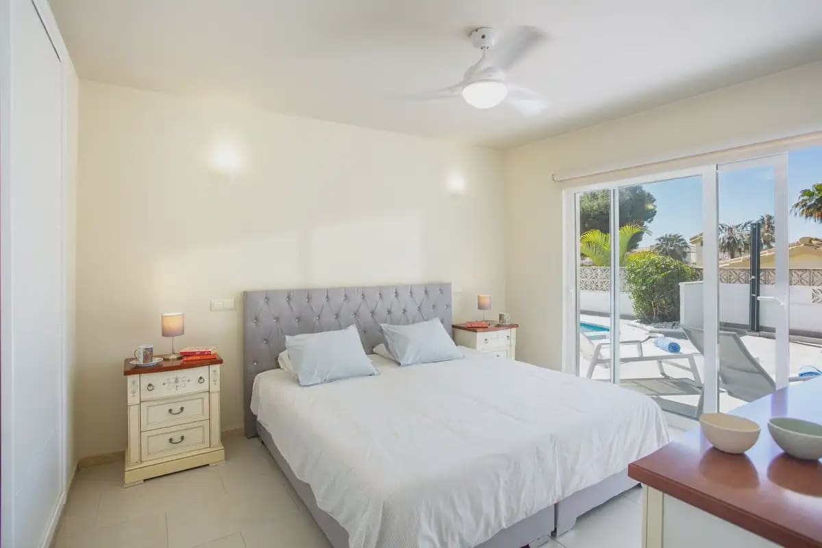 3 chambre Villa/Maison à vendre à Mijas avec piscine garage - 1 299 000 € (Ref: 9952821)