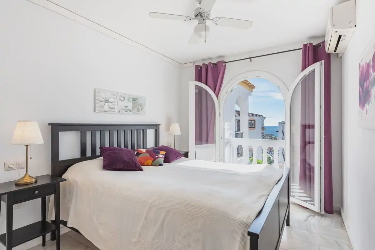 2 soveværelse Lejlighed til salg i Mijas med swimmingpool - € 318.000 (Ref: 9952823)