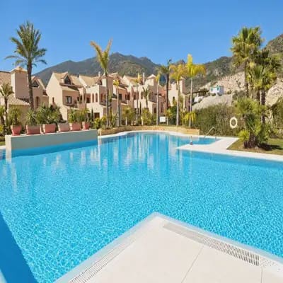 3 slaapkamer Penthouse te koop in Benalmadena met zwembad garage - € 695.000 (Ref: 9952825)