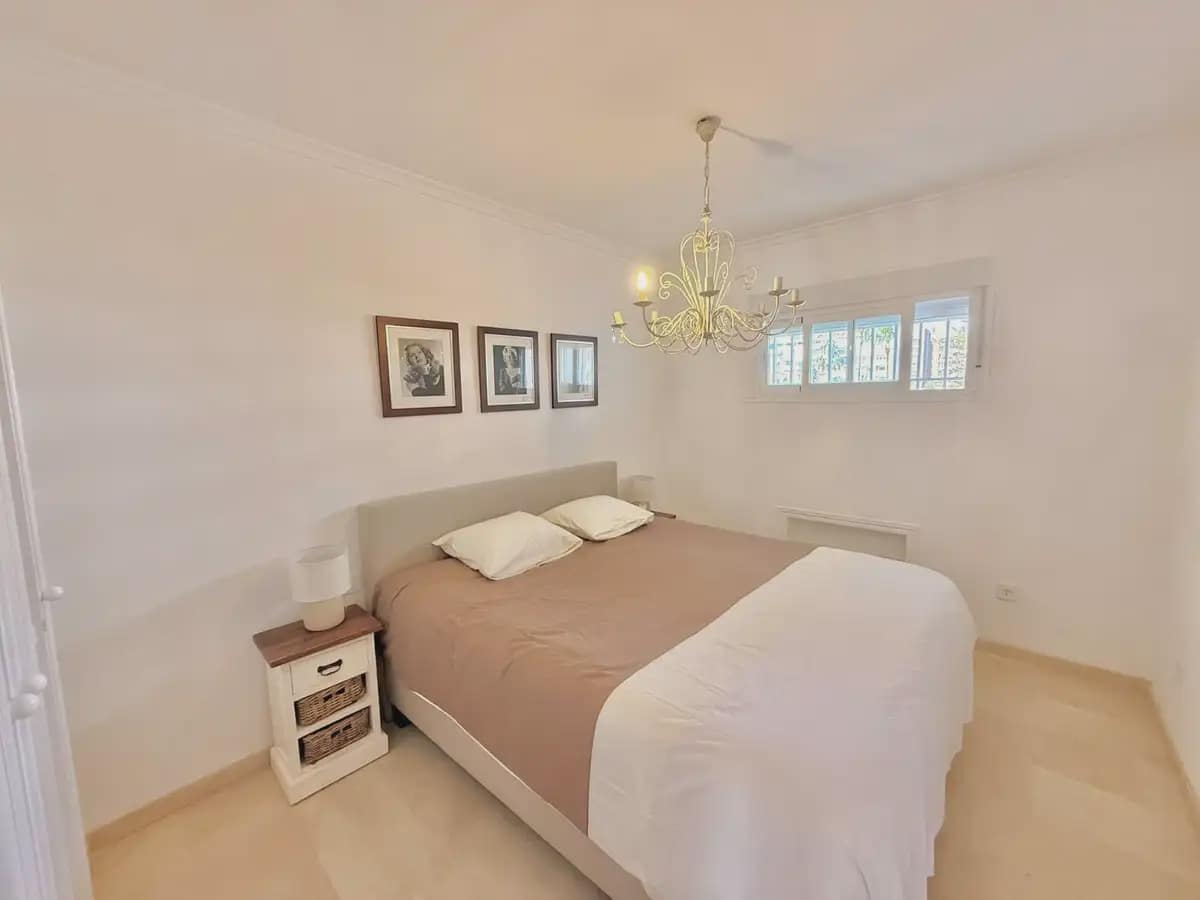 2 sovrum Strandlägenhet till salu i Fuengirola med pool garage - 650 000 € (Ref: 9954460)
