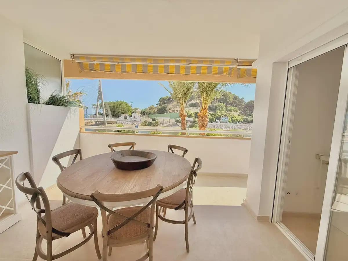 2 sovrum Strandlägenhet till salu i Fuengirola med pool garage - 650 000 € (Ref: 9954460)
