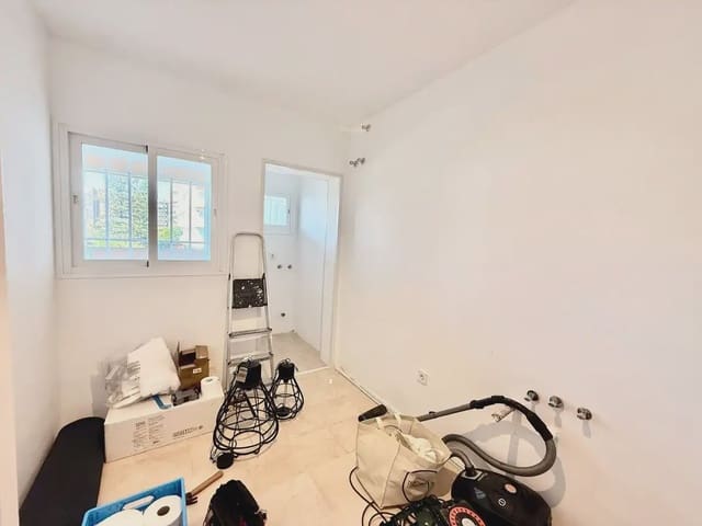 2 sovrum Strandlägenhet till salu i Centro ciudad, Fuengirola med pool garage - 650 000 € (Ref: 9954460)