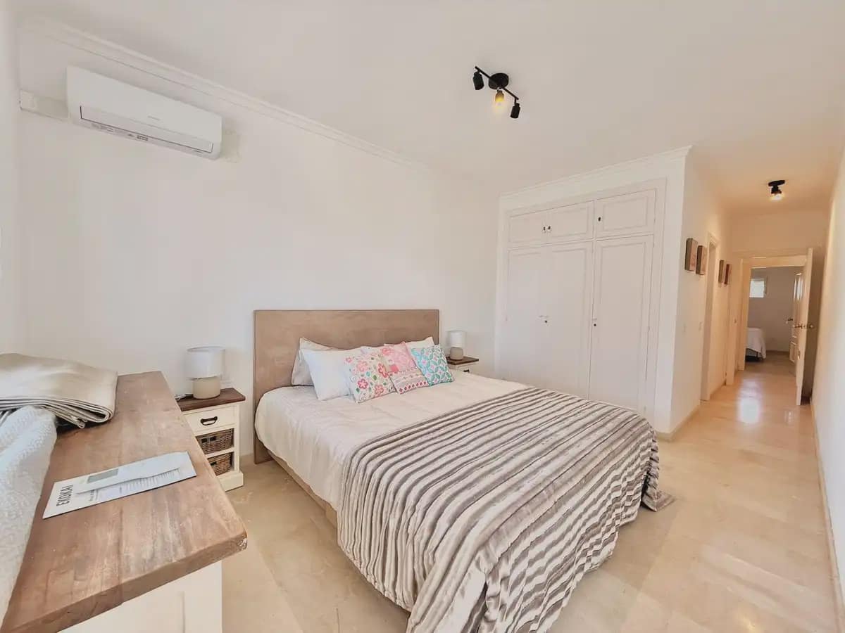 2 sovrum Strandlägenhet till salu i Fuengirola med pool garage - 650 000 € (Ref: 9954460)