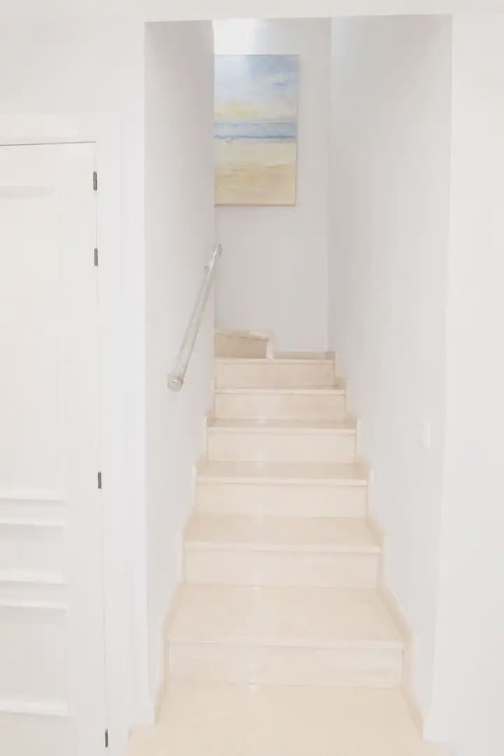 3 bedroom Penthouse for sale in Marbella with pool garage - € 1,399,000 (Ref: 9954610)