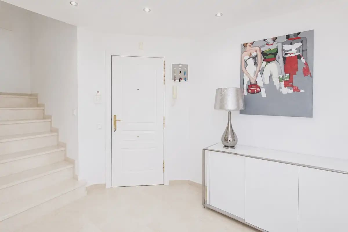 3 bedroom Penthouse for sale in Marbella with pool garage - € 1,399,000 (Ref: 9954610)