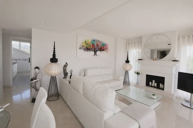 3 quarto Penthouse para venda em Elviria, Marbella com piscina garagem - 1 399 000 € (Ref: 9954610)