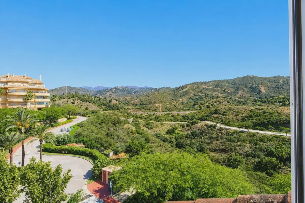 3 bedroom Penthouse for sale in Marbella with pool garage - € 1,399,000 (Ref: 9954610)