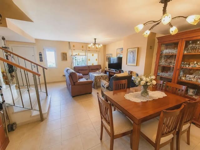 4 soverom Hus til salgs i Heliomar, Málaga by med garasje - € 440 000 (Ref: 9956709)