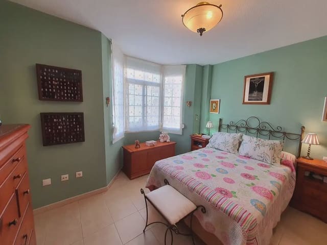 4 soverom Hus til salgs i Heliomar, Málaga by med garasje - € 440 000 (Ref: 9956709)