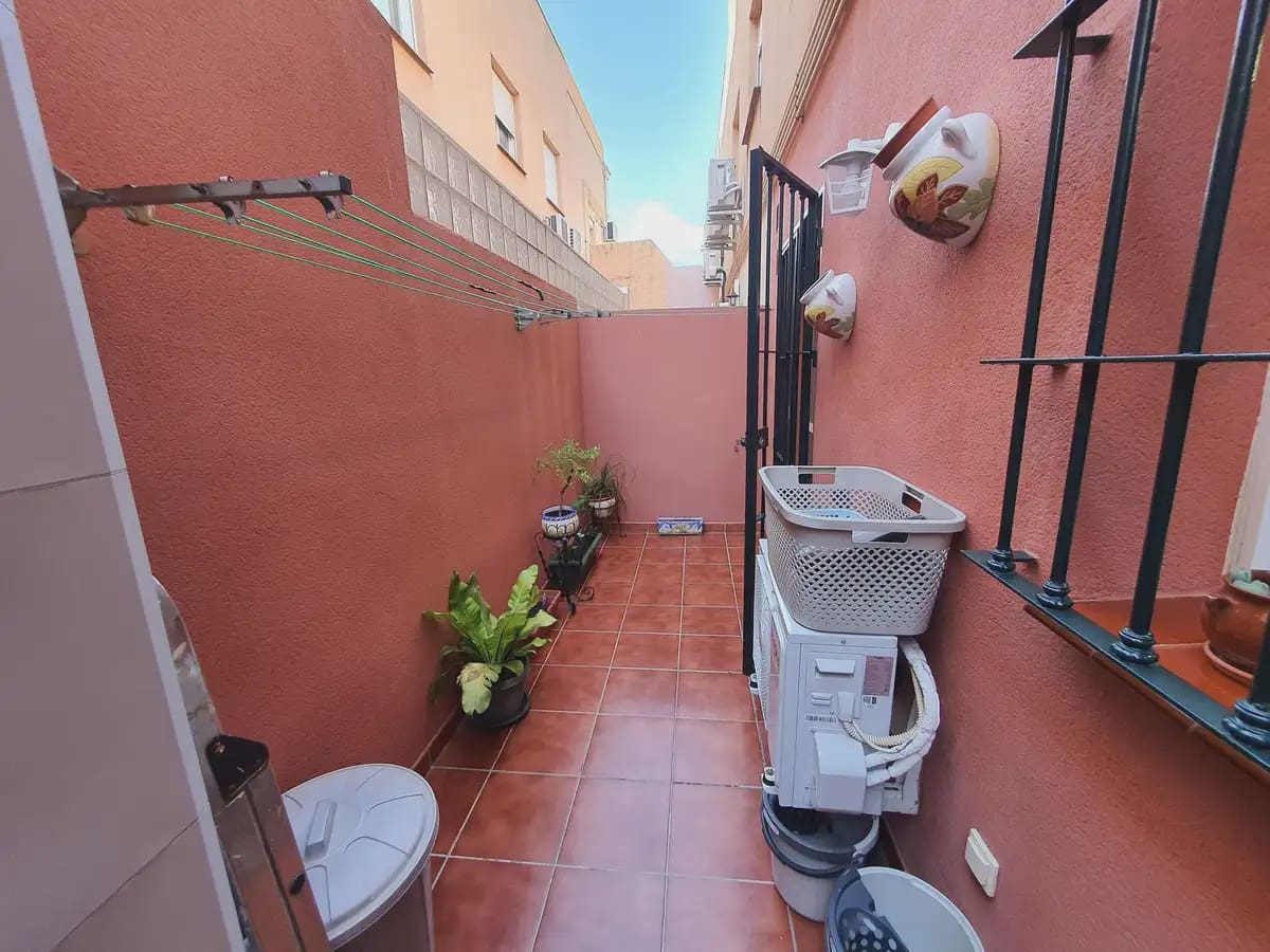 4 soverom Hus til salgs i Malaga by med garasje - € 440 000 (Ref: 9956709)