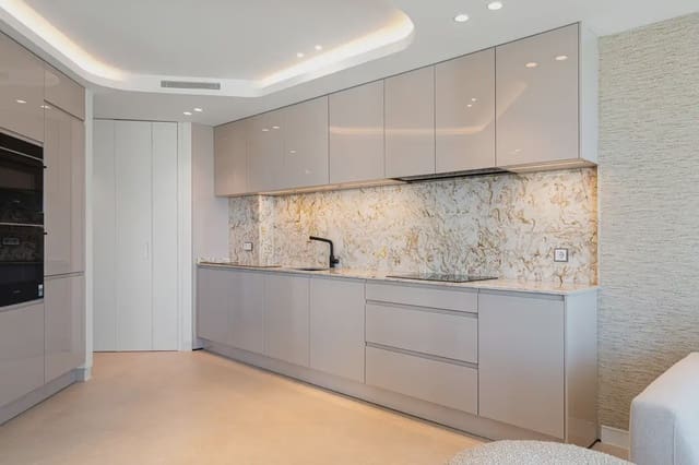 3 quarto Apartamento para venda em Aloha Golf, Marbella com piscina garagem - 2 450 000 € (Ref: 9958252)