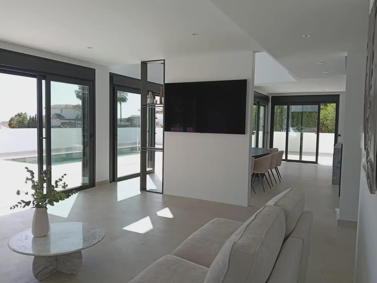 Chalet de 3 habitaciones en Mijas en venta con piscina garaje - 1.750.000 € (Ref: 9958253)