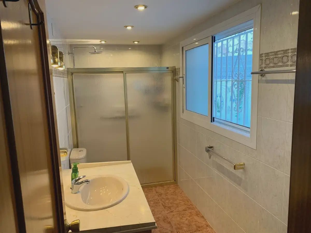 4 bedroom Villa for sale in Benalmadena with pool garage - € 1,100,000 (Ref: 9958254)