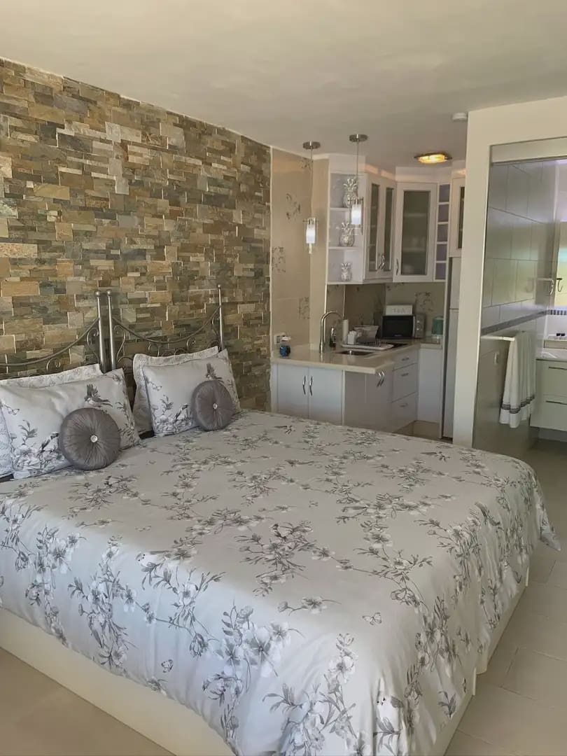 4 bedroom Villa for sale in Benalmadena with pool garage - € 1,100,000 (Ref: 9958254)