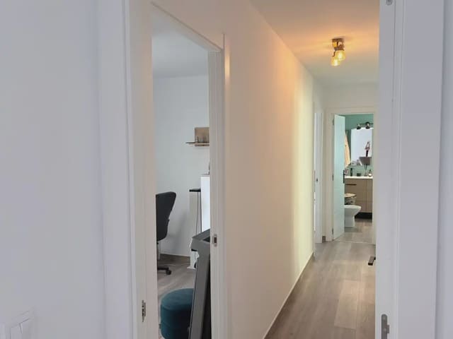 Apartamento de 3 habitaciones en Centro ciudad, Fuengirola en venta con garaje - 380.000 € (Ref: 9958257)