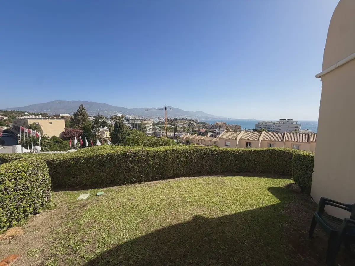 2 sypialnia Dom na sprzedaż w Mijas z basenem garażem - 369 000 € (Ref: 9958259)