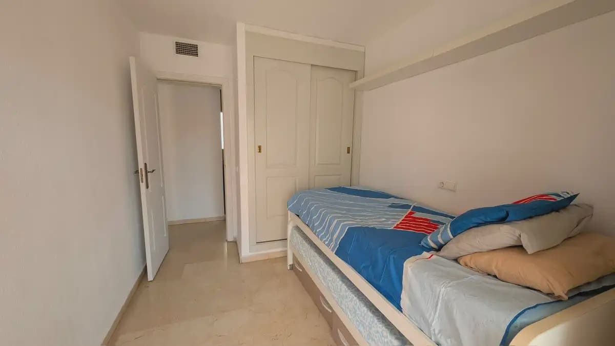 2 makuuhuone Huoneisto myytävänä paikassa Benalmadena mukana uima-altaan 
autotalli - 336 000 € (Ref: 9958260)
